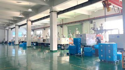 Shangyu ShengRuiSi Packaging Co.,Ltd manufacturer production line